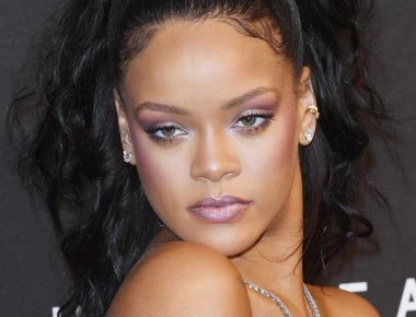 Νέα αισθησιακή σειρά εσωρούχων από την Rihanna (φωτό)